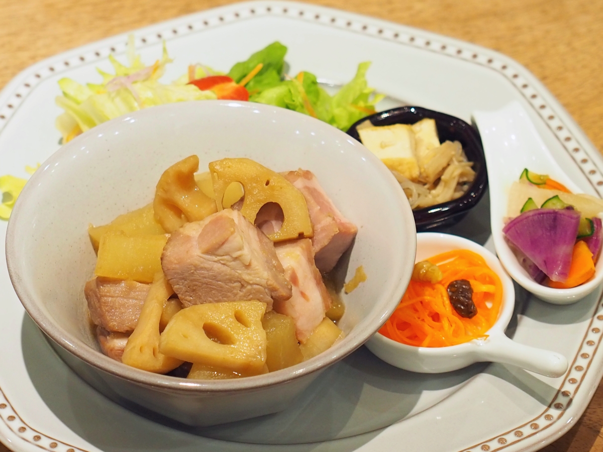 豚肉と大根と蓮根の甘辛煮.jpg